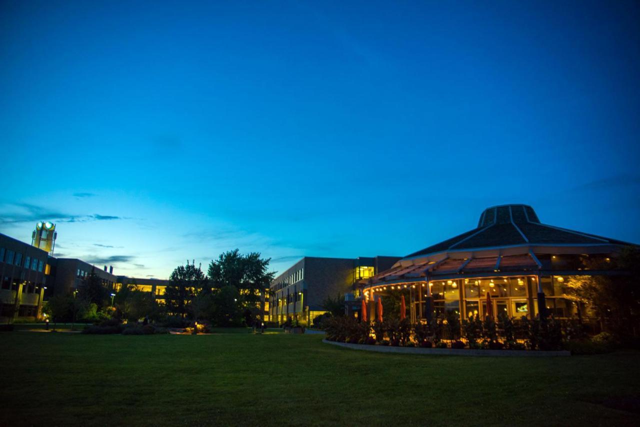 Residence & Conference Centre - Niagara-On-The-Lake Sainte-Catherine Zewnętrze zdjęcie